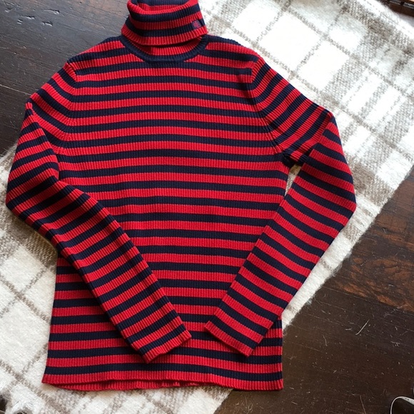 Beautiful & Bold Lauren Ralph Lauren Turtle Neck Ribbed Sweater. - Picture 11 of 11